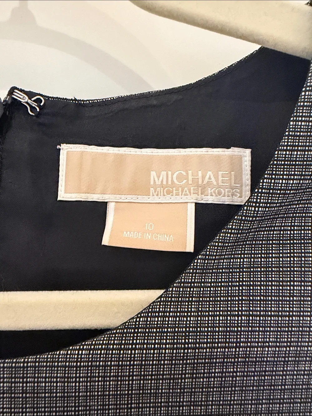 Michael Kors Gray Sleeveless Mini Sheath Dress